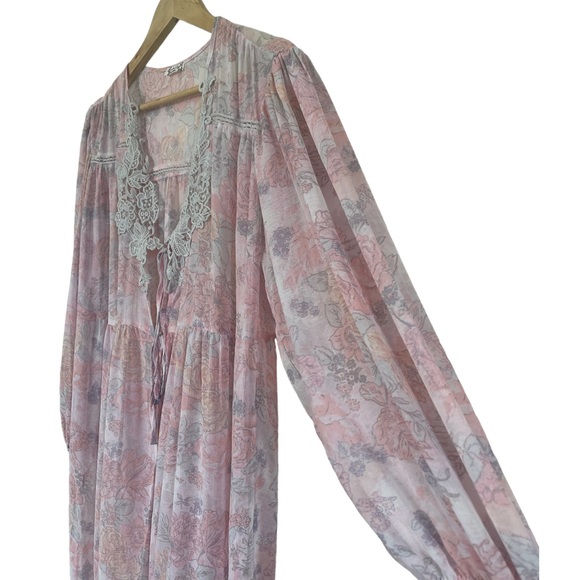 Free People Away With Me Floral Sheer Lounge Robe - Picture 7 of 9